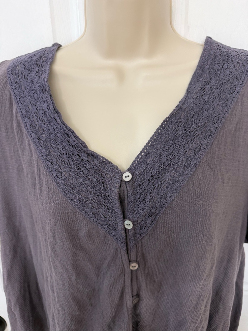 Lucky Brand Open Neck Lace Top Small Boho Gauze Button Front - Picture 5 of 12